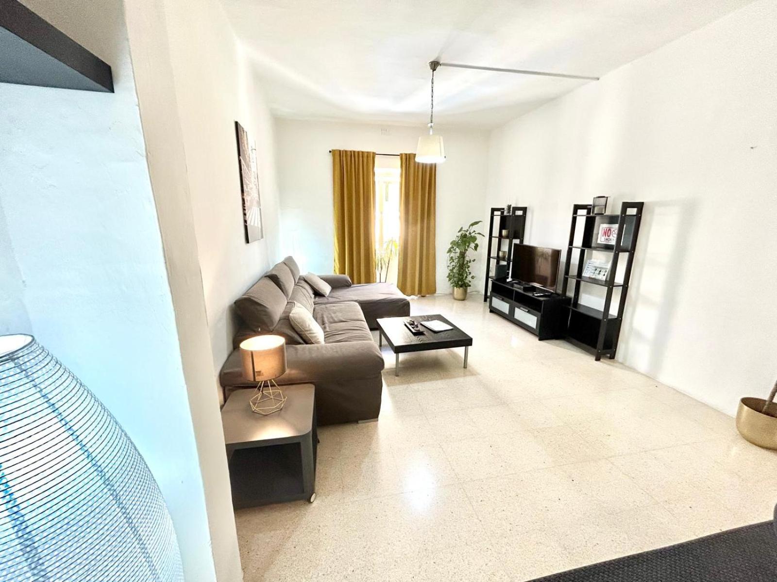 St Julians - Balluta Bay Large 3 Bedroom Apartment Sliema Exteriér fotografie